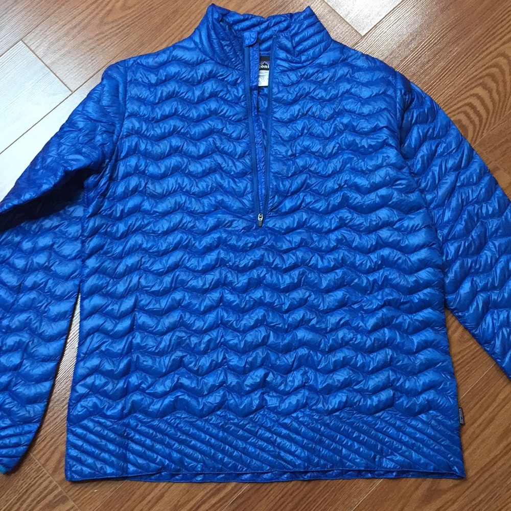 RARE Patagonia Sample bright blue down filled coat